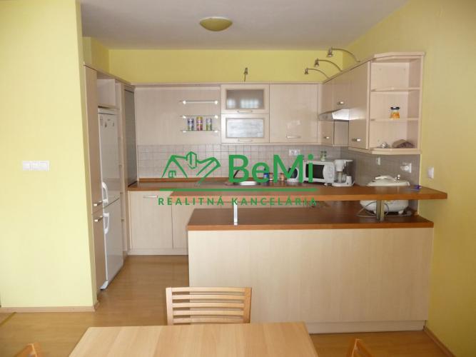 Reality PONUKA: Predaj 2-izbový byt v Žilina - Bulvár( 074-112-MACHa)