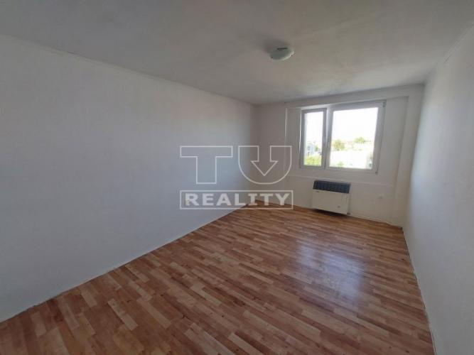 Reality TUreality ponúka na predaj 2 izbový byt v obci Valaliky, 52m2