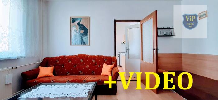 Reality ViP Video. Prenájom - Byt 1+1, 38 m2 s loggiou, atypický, zariadený - Banská Bystrica - Sásová