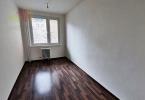Reality Znížená cena! Predaj 2-izbový, kompletne zrekonštruovaný byt + loggia, Bazovská ulica, Trenč