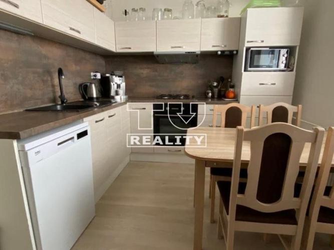Reality TUreality ponúka na predaj 3-izbový byt, Žiar nad Hronom, 65m2
