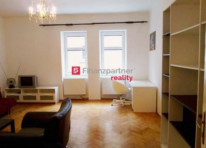 Reality Priestranný dvojizbový byt s nádychom staromestského štýlu Košice
