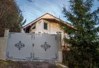 Reality Znížená cena !!! Na predaj rodinný dom v tichej a pokojnej časti mesta Žarnovica, s nízkymi m