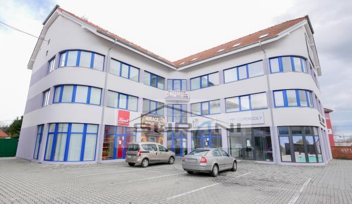 Reality Kancelária 25m2, Administratívna budova, Ulica Svornosti – Bratislava.
