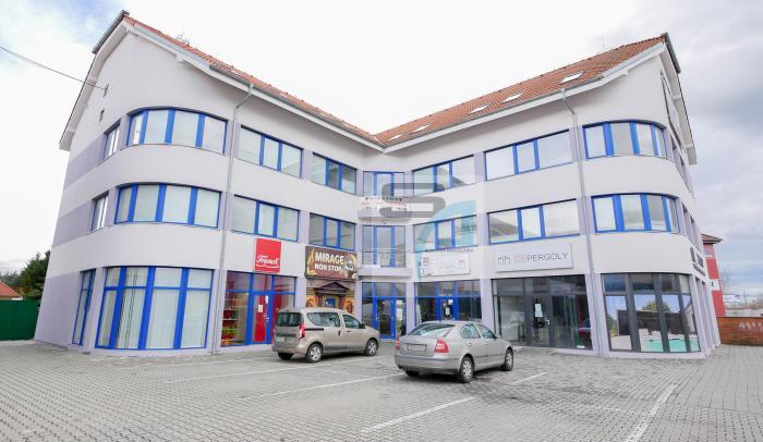 Reality Najlacnejšia kancelária, 25m2, Administratívna budova, Ulica Svornosti – Bratislava.
