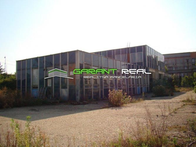 Reality GARANT REAL - predaj výrobno - skladový areál, OV, pozemok 2,65 ha, Trebišov